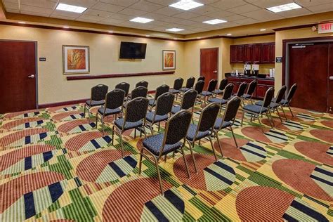 Hampton Inn & Suites Corsicana, Corsicana (updated prices 2024).